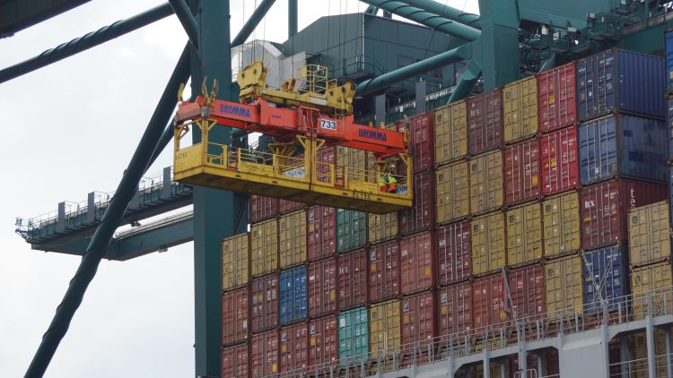Il nuovo assetto dello shipping mondiale e un flash su Trieste