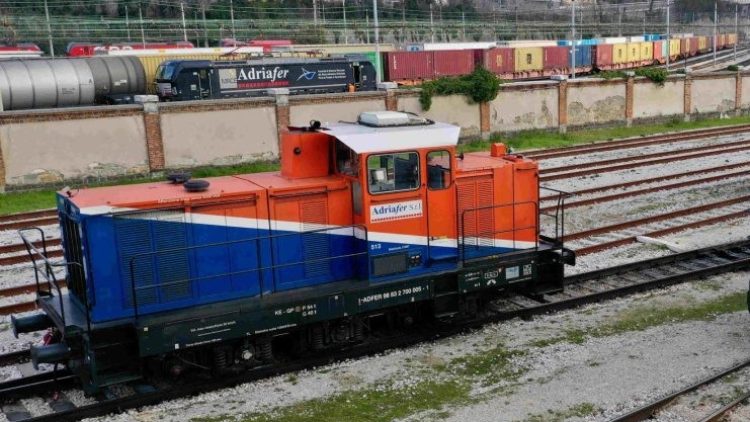 La Commissione UE autorizza l’Italia agli incentivi per la manovra ferroviaria nei porti